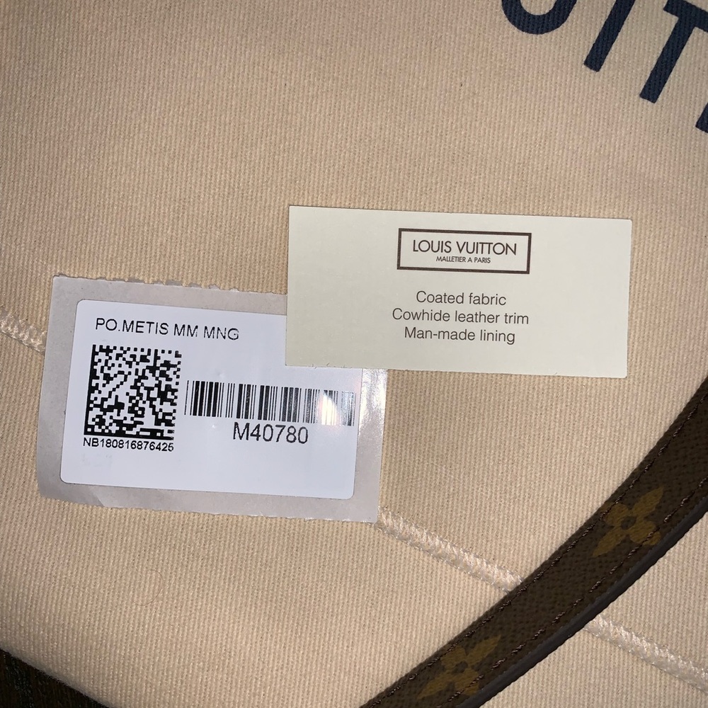 NWT Louis Vuitton Pochette Métis - Picture 7 of 8